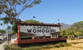 Biro Tour Wonogiri 0821-3664-8301